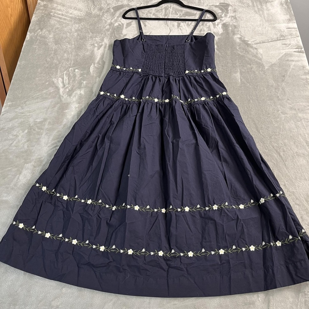 Free Assembly Dress Womens Large Blue Embroidered Daisy Smocked Maxi Sundress - Picture 2 of 7